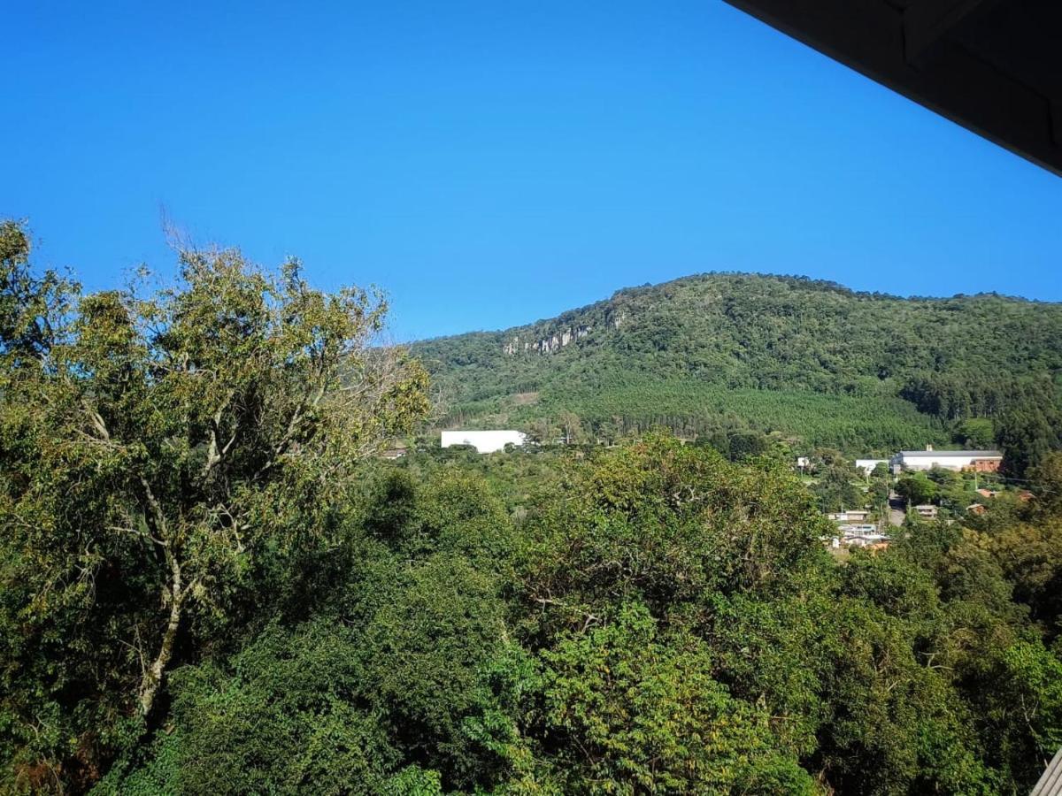 Suites Vale Das Montanhas Gramado Exterior photo